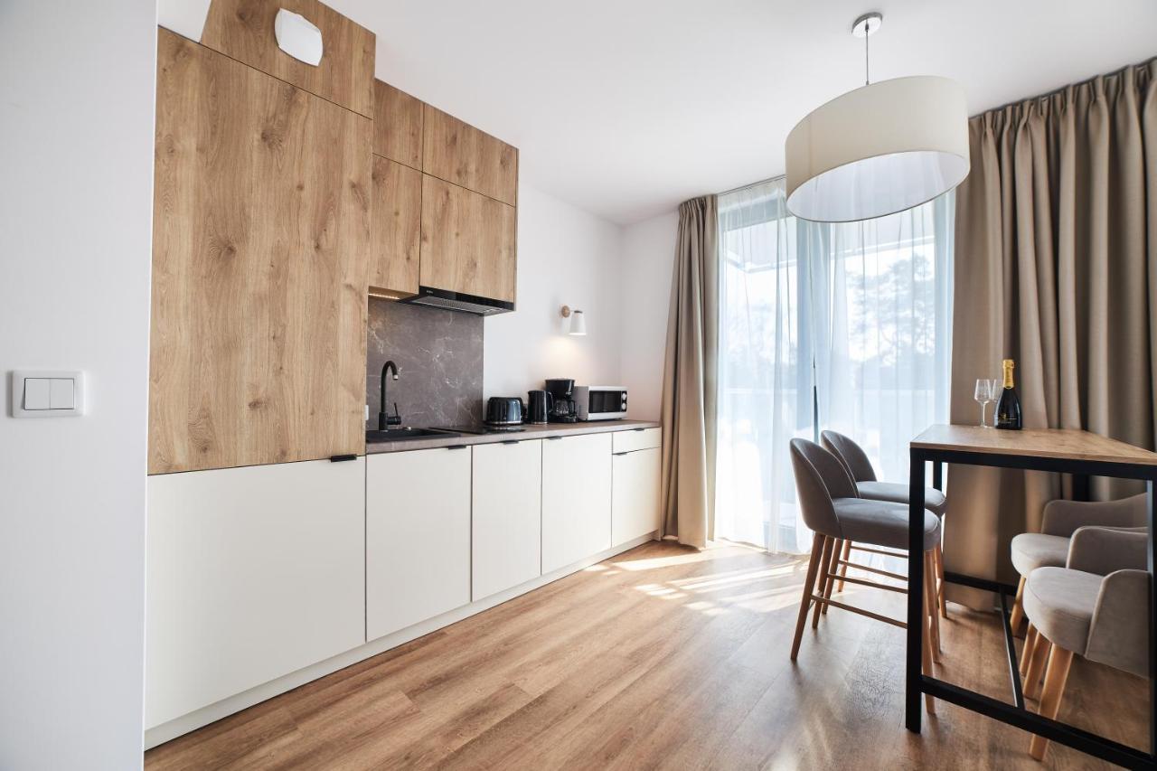 Jantaris Mielno Apartamenty Przy Plazy Экстерьер фото