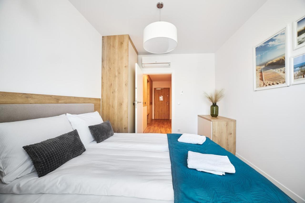 Jantaris Mielno Apartamenty Przy Plazy Экстерьер фото