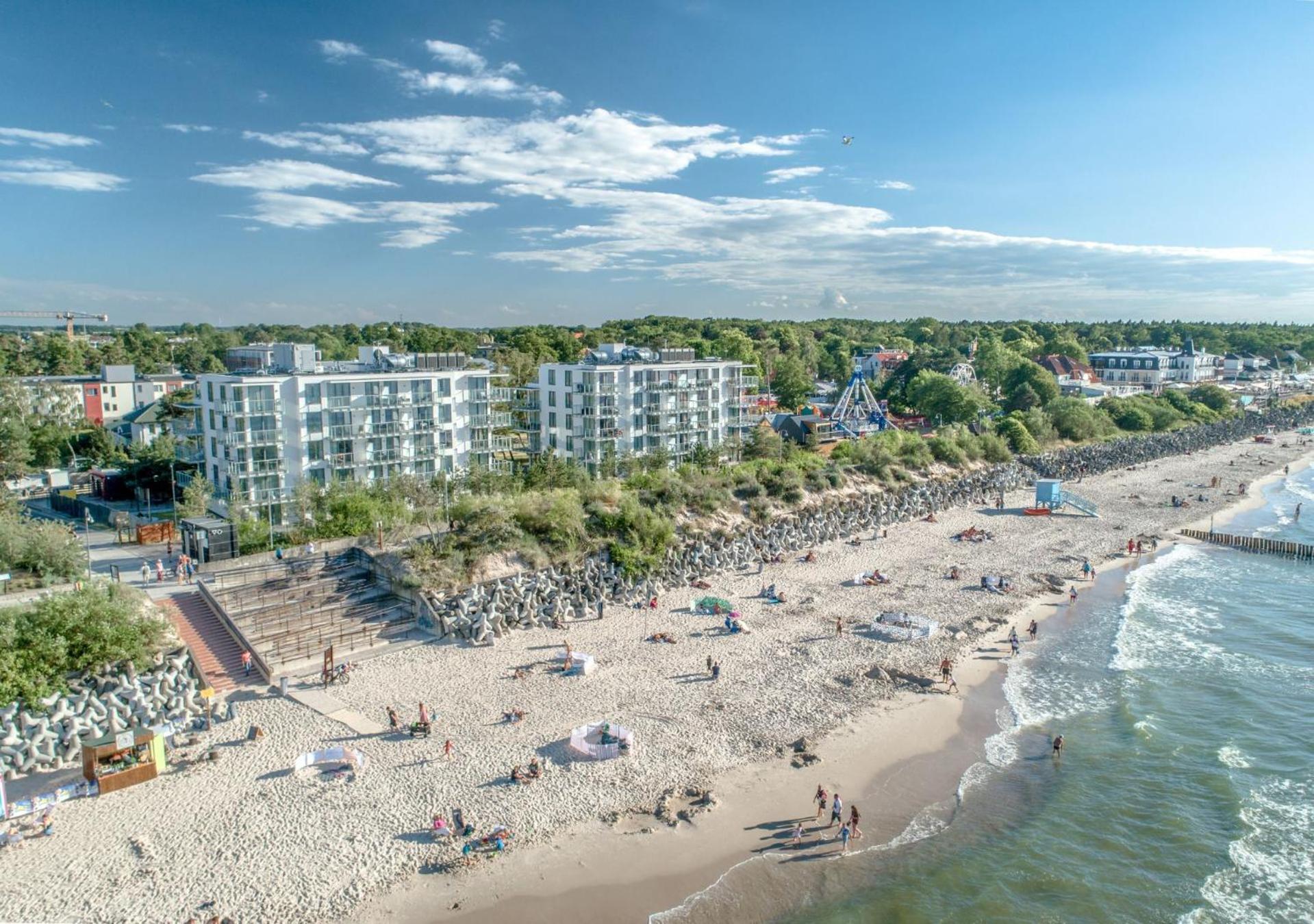 Jantaris Mielno Apartamenty Przy Plazy Экстерьер фото
